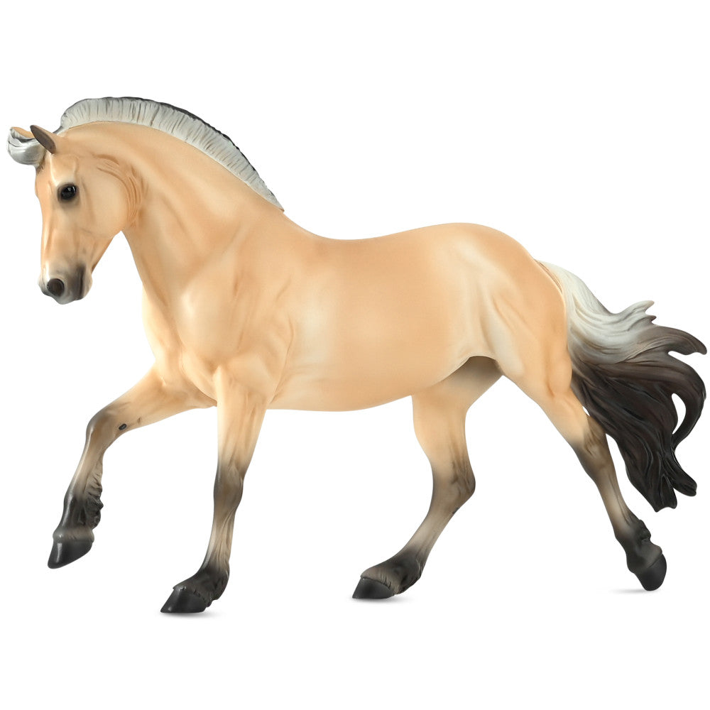 Breyer Traditional Series 1:9 Scale Model Horse - Sweetwater's Zorah Belle 'Zoobie'