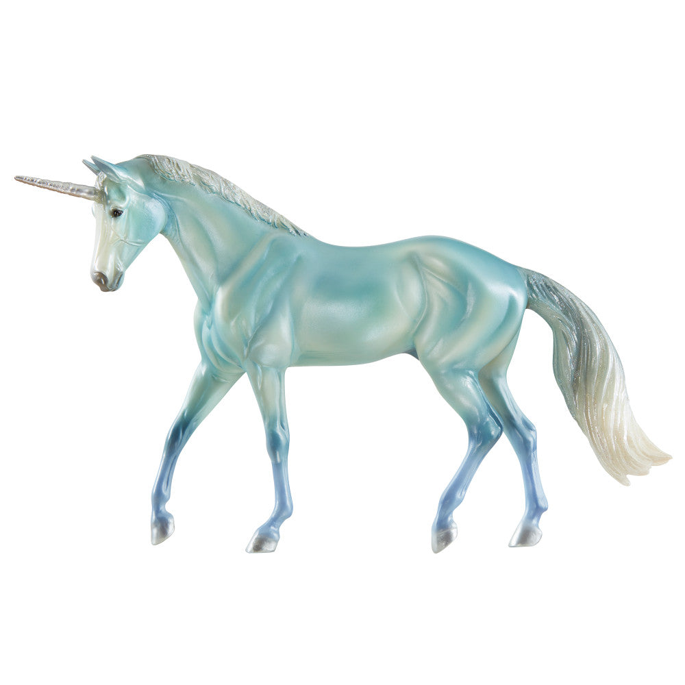 Breyer Freedom Series Le Mer Unicorn 1:12 Scale - Oceanic Pearly Seafoam