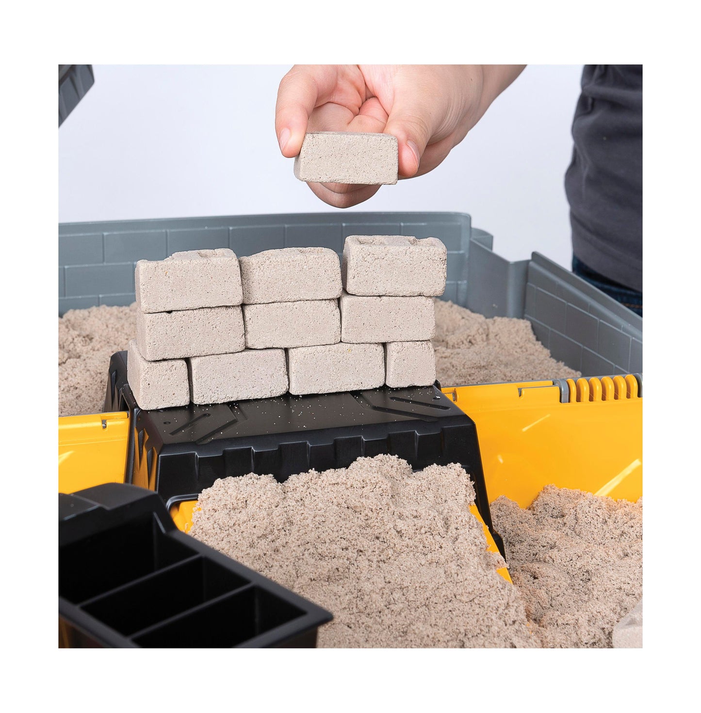 Kinetic Sand - Construction Site Sandbox Playset