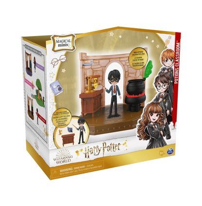 Wizarding World Magical Minis Potions Classroom Playset with Exclusive Harry Potter Figure