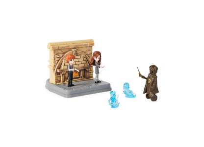 Wizarding World Harry Potter Room of Requirement Playset with Exclusive Figures