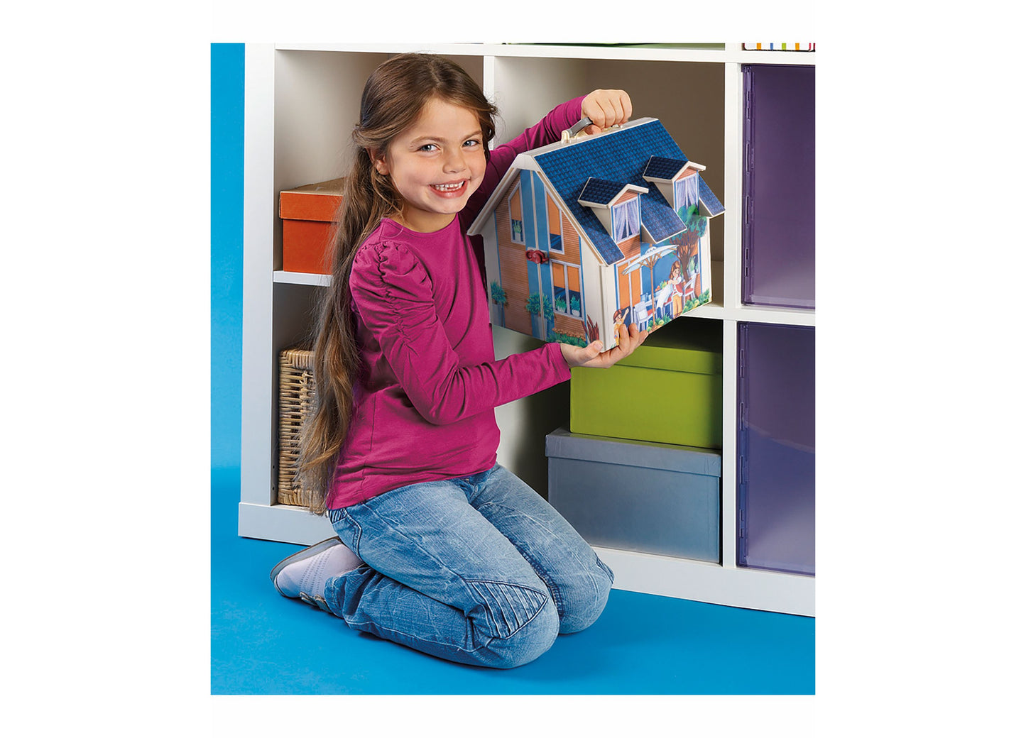 PLAYMOBIL Take Along Dollhouse with 64 Pieces and Portable Design