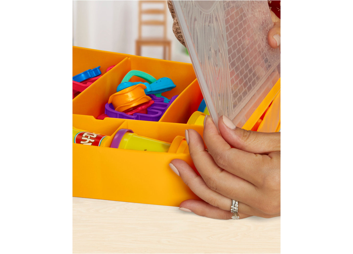 Play-Doh Imagine Animals Storage Set - Creative Modeling Compound Kit