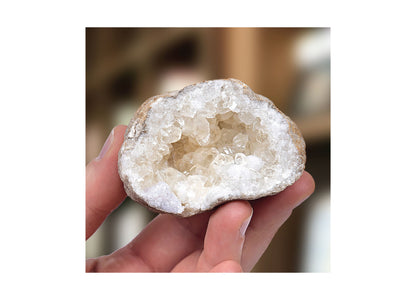 Discovery #MINDBLOWN Geode Crystal Excavation Science Kit