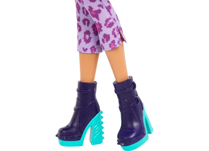 Monster High Clawdeen Wolf Fashion Doll with Pet Crescent and Stylish Accessories