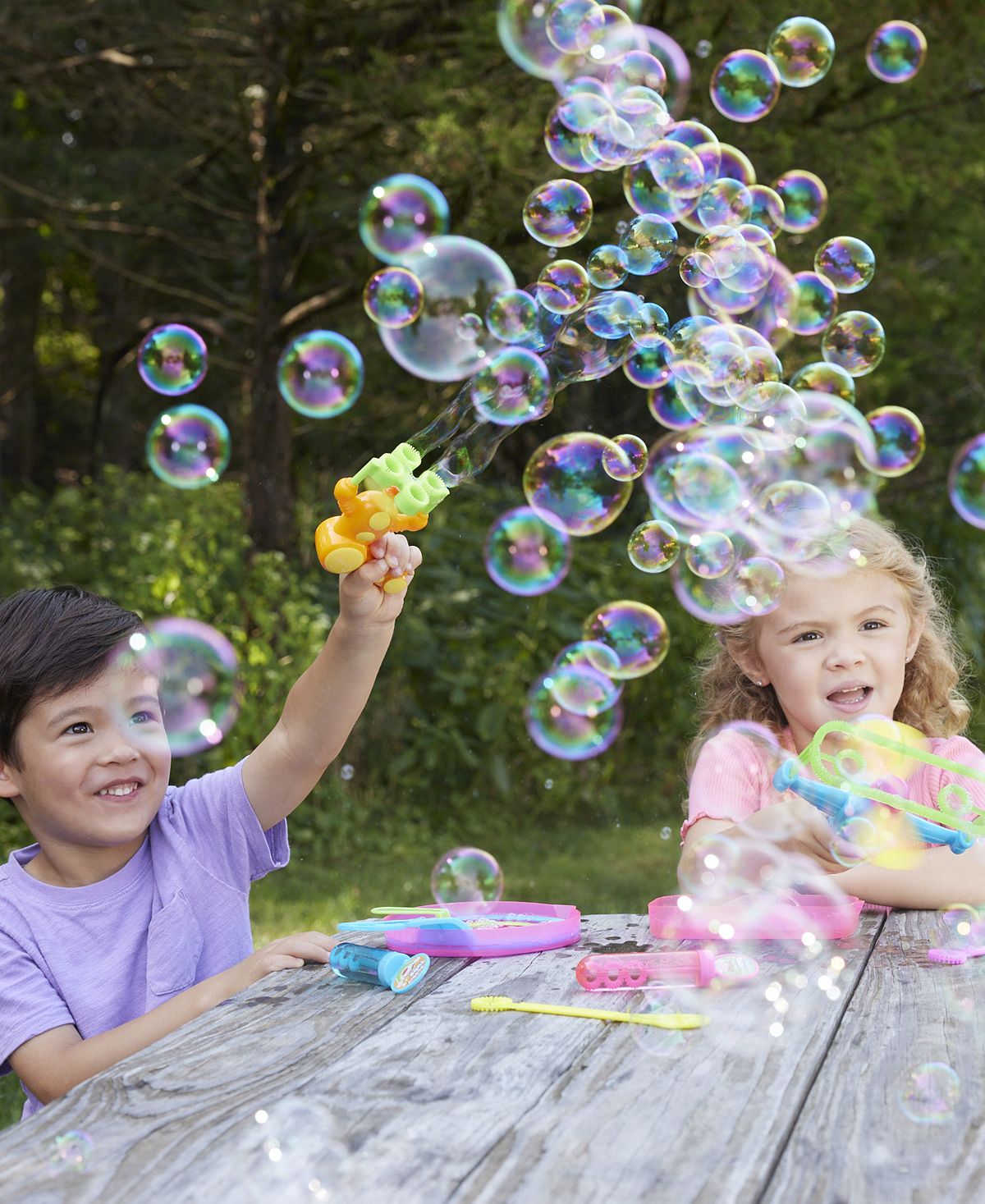 Sizzlin Cool 13-Piece Bubble Play Set with Light-Up Blower and Giant Wands