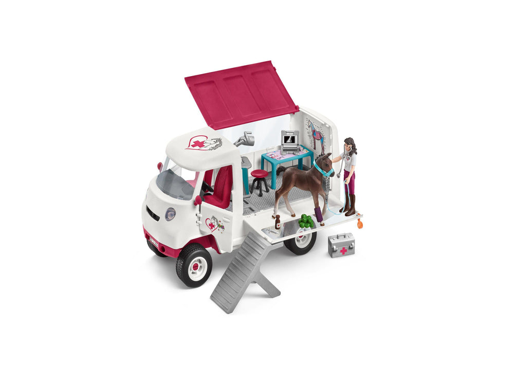 Schleich Horse Club Mobile Vet Playset with Hanoverian Foal