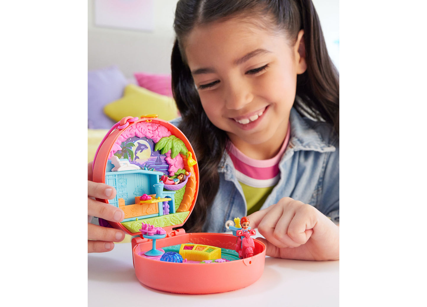 Polly Pocket Adventure Moped Compact with 2 Micro Dolls