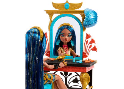 Monster High Cleo De Nile Self-Scare Day Doll and Playset