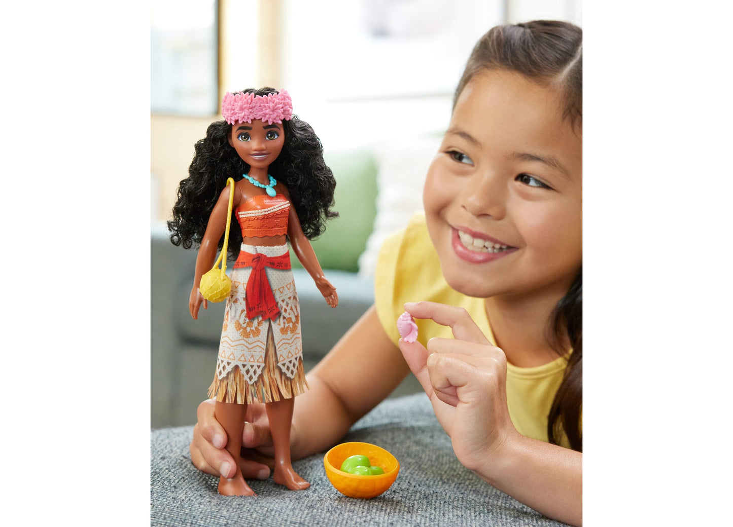 Disney Princess Island Adventure Moana Fashion Doll 6 Accessories