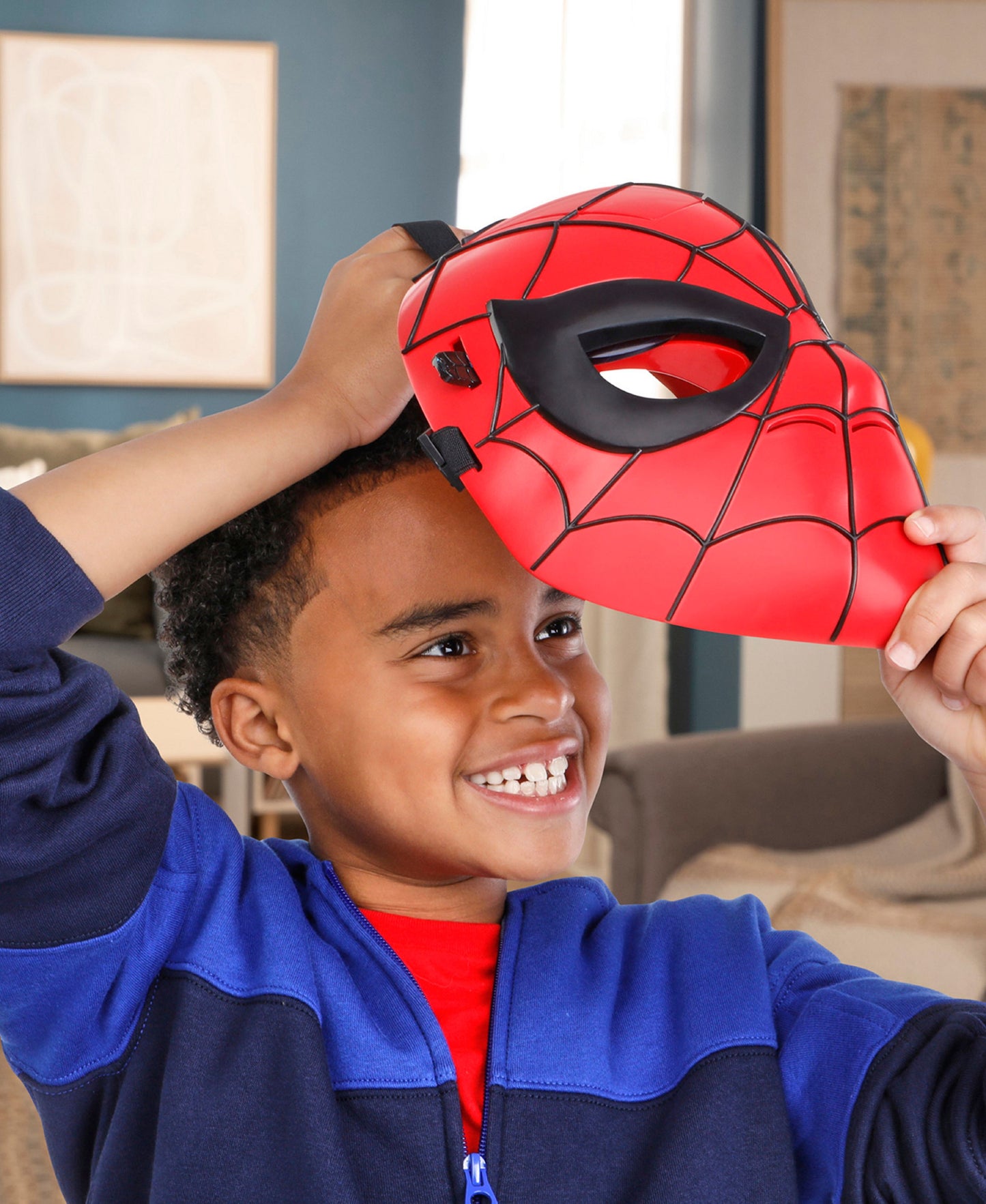 Marvel Spider-Man Glow FX Mask - Electronic Light-Up Eyes