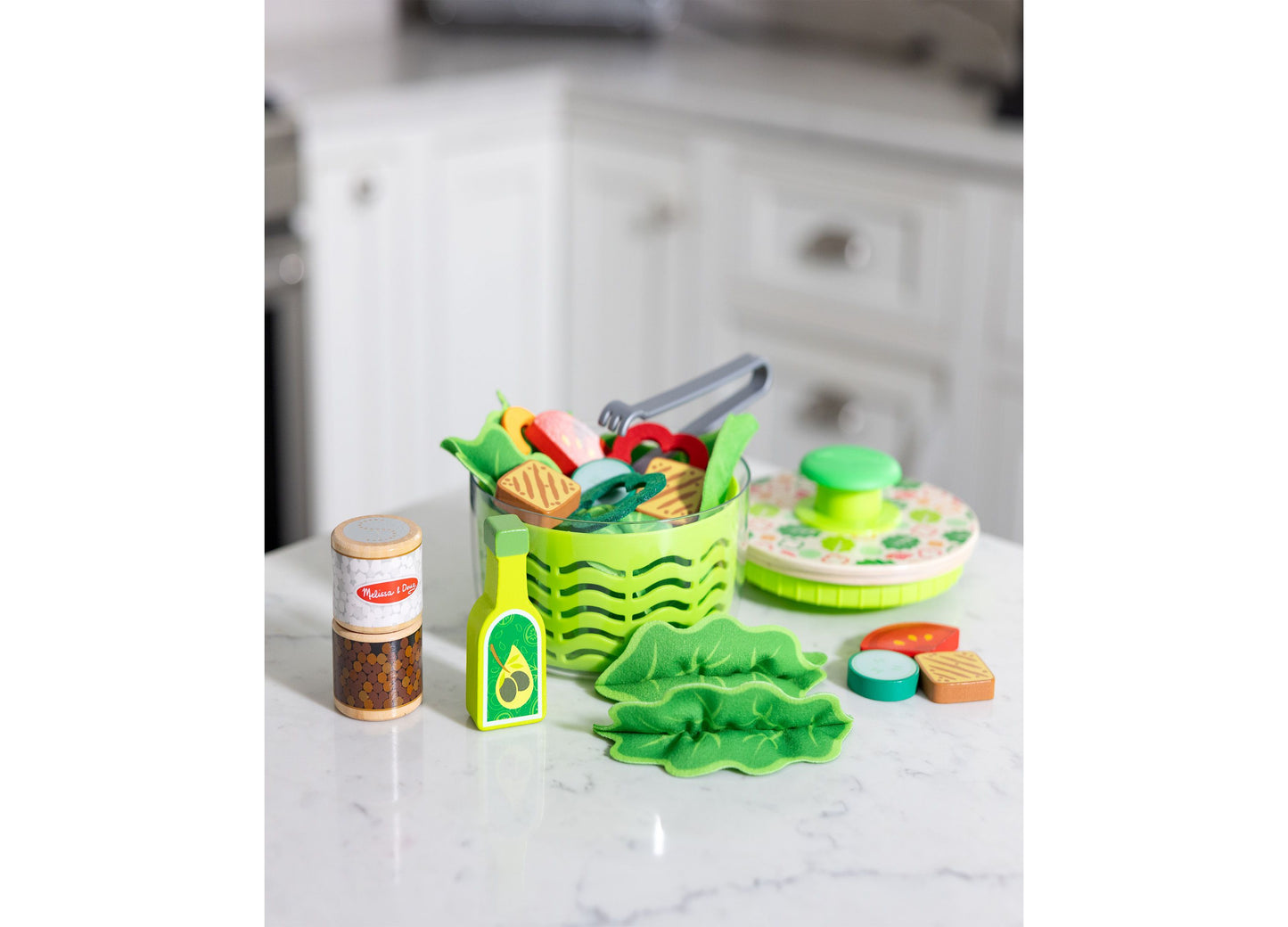 Melissa & Doug Salad Spinner Playset - Healthy Kitchen Fun