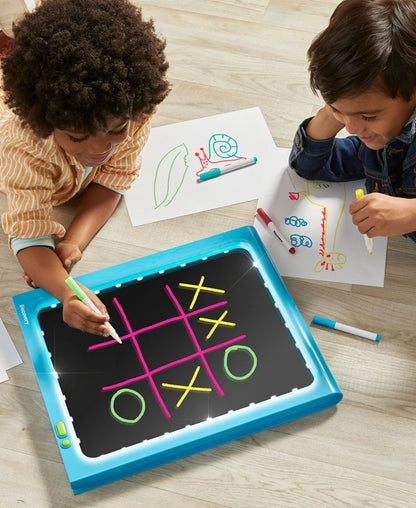 Discovery Kids Glow Easel Dual-Sided Art Station