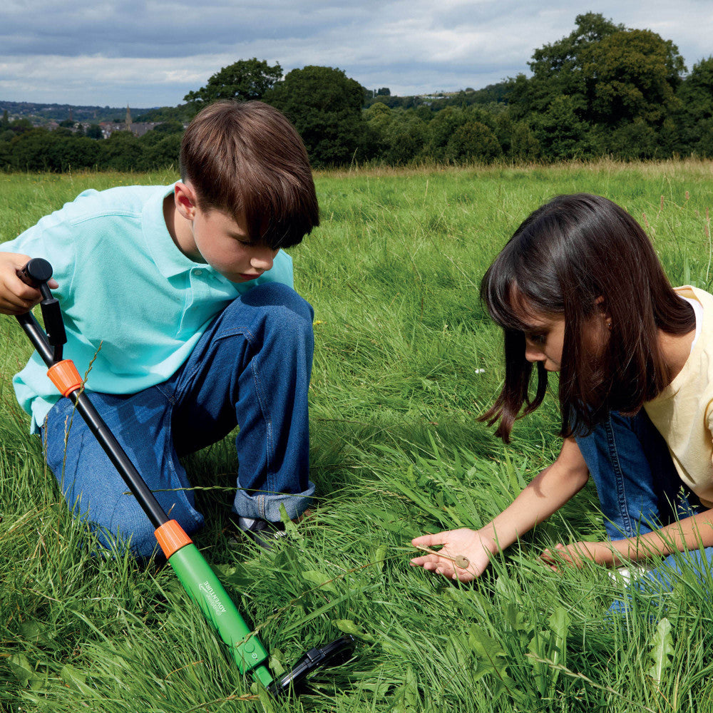 Brainstorm: Outdoor Adventure Metal Detector - 31.5" - Light N' Sound Treasure Hunting Toy