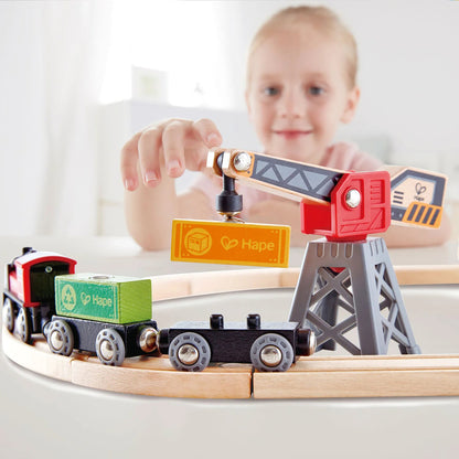 Hape: Cargo Delivery Loop - Battery Powered Engine, Oval Track Railway Set