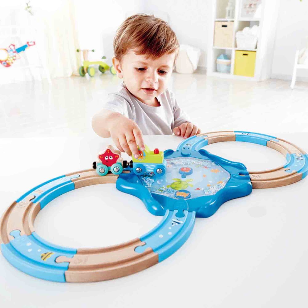 Hape: Undersea Figure 8 - Wooden Train Track Playset