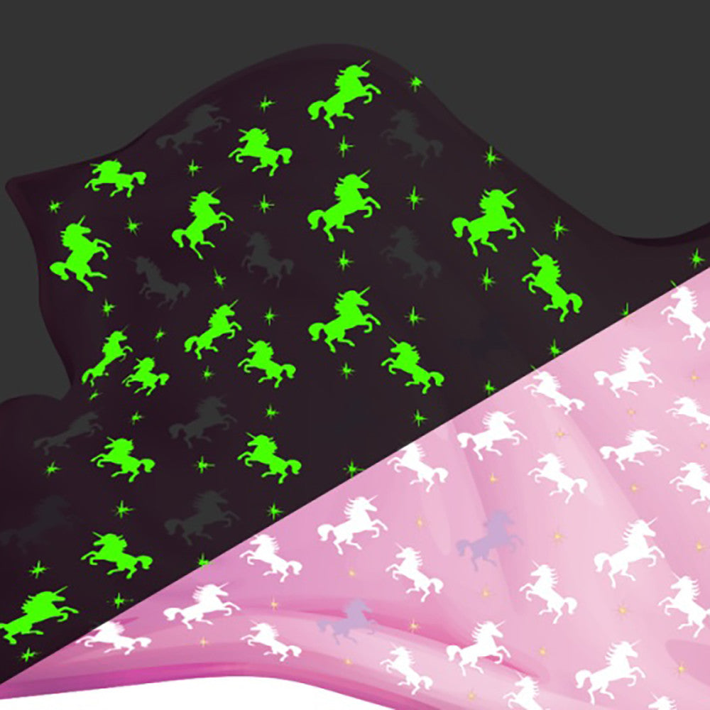 Buddy & Barney: Glow-In-The-Dark Unicorn Blanket