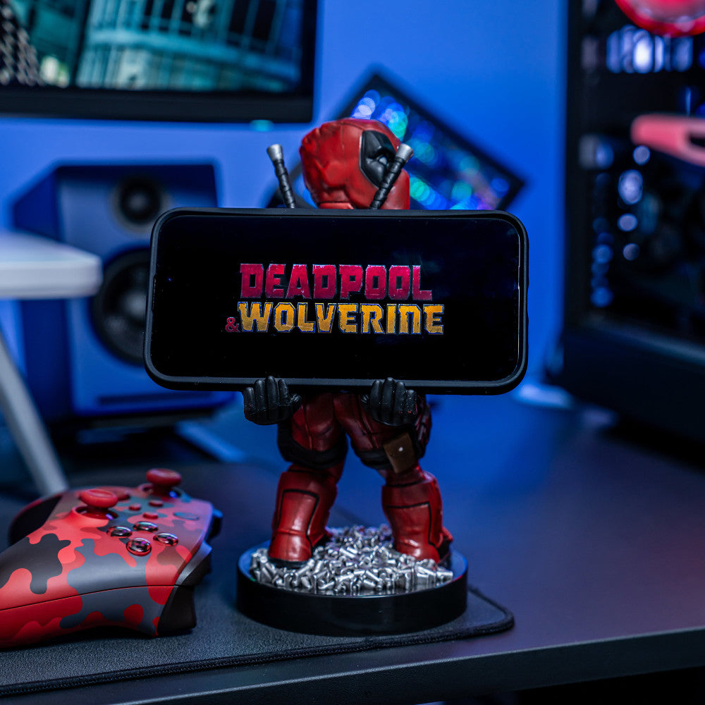 Exquisite Gaming: Marvel: Deadpool 3 'Bringing Up The Rear' Repaint - Controller & Phone Holder