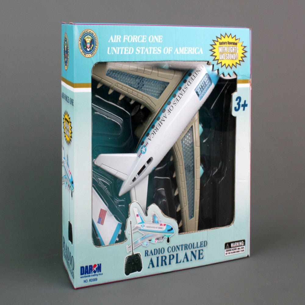 Daron Radio Control Air Force One Plane with Lights and Sound