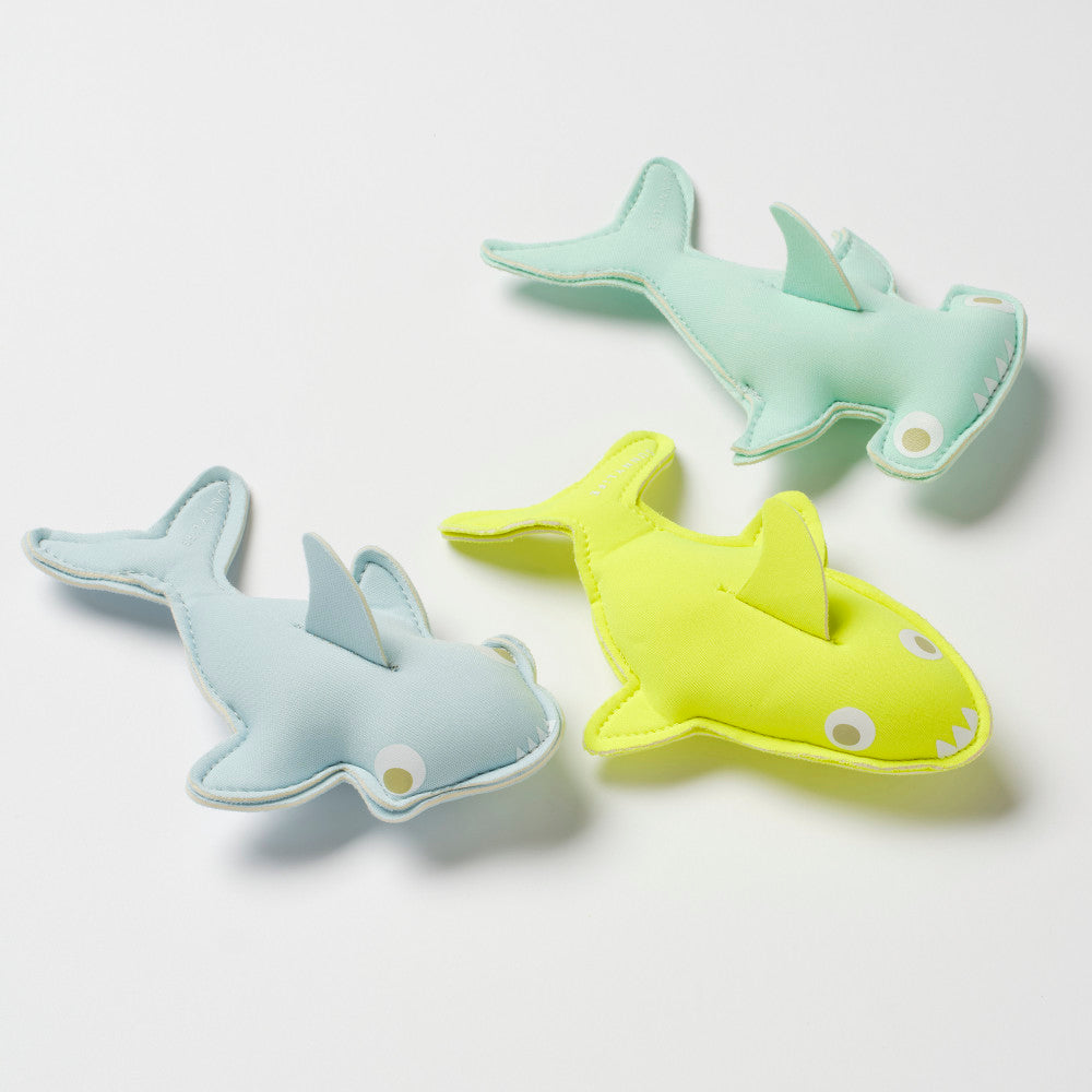 Sunnylife: Dive Buddies - Salty The Shark - 3 Pack, Aqua, Blue, Neon Yellow