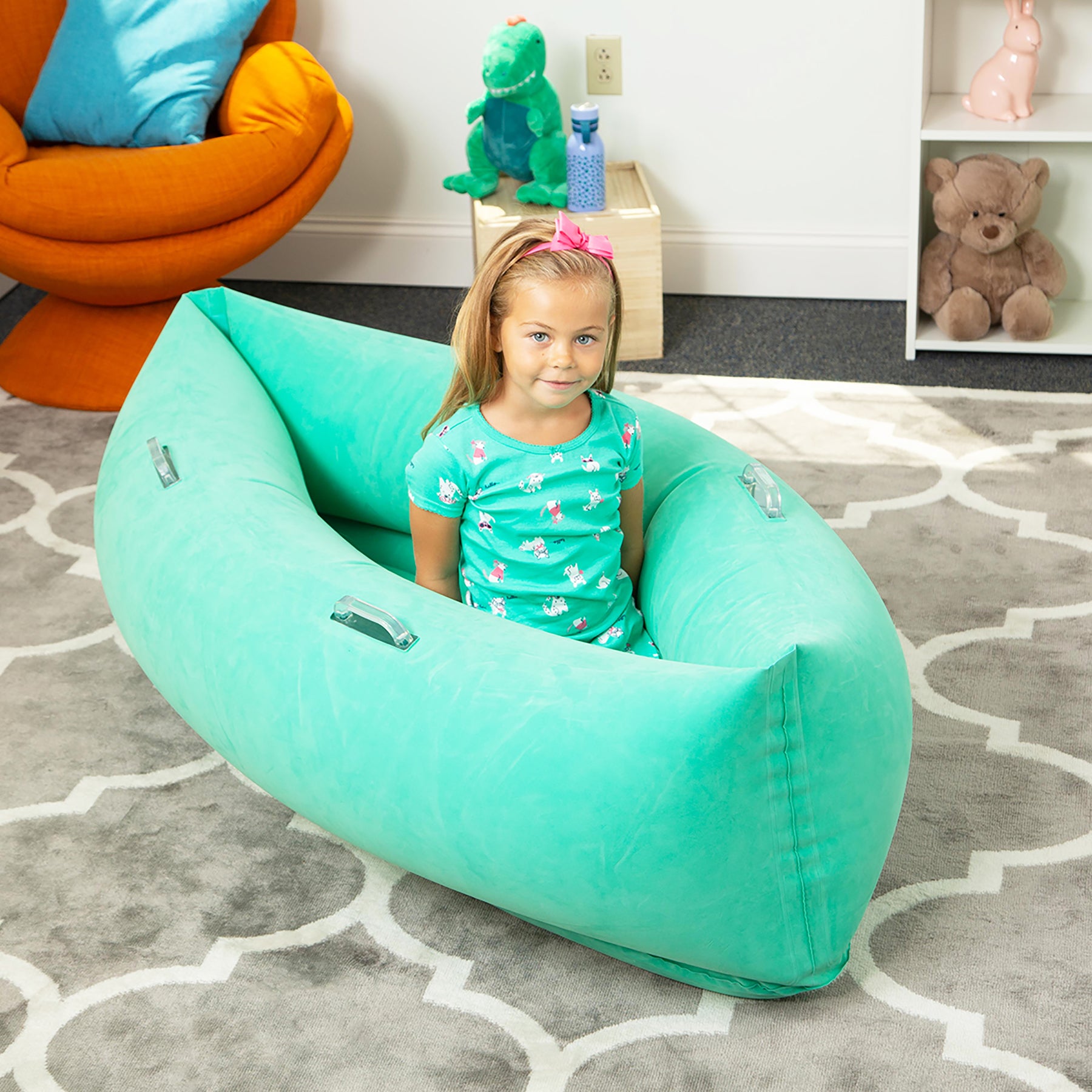 Bouncyband Comfy Hugging Peapod Sensory Pod for Kids, Green