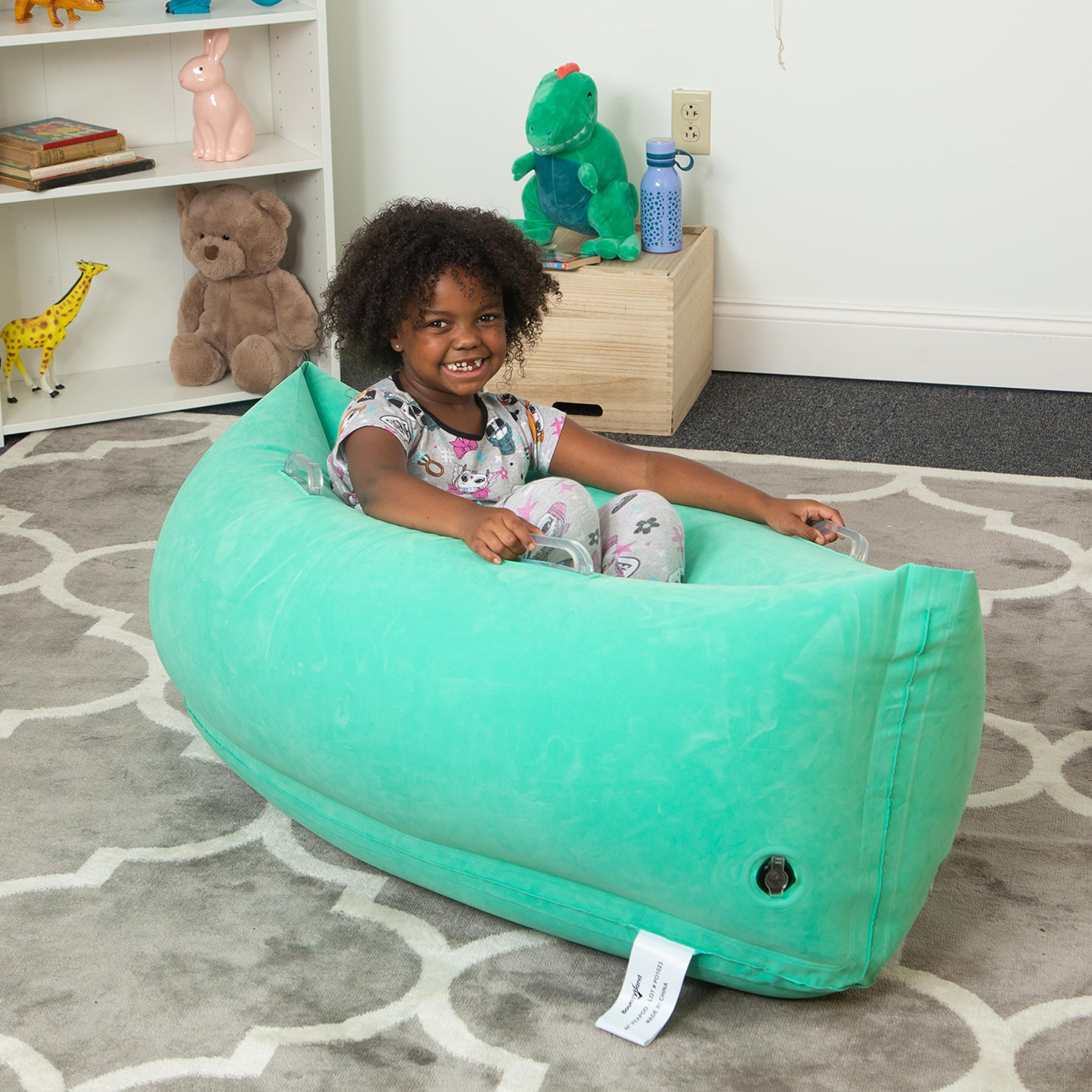 Bouncyband Comfy Hugging Peapod Sensory Pod for Kids, Green