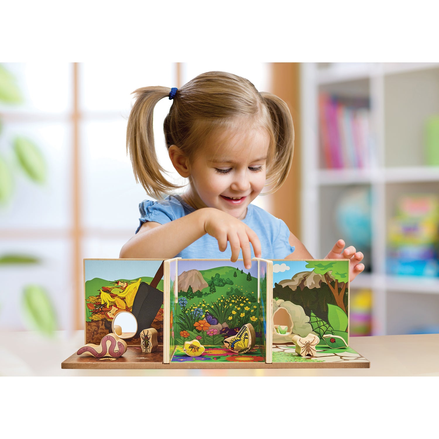 The Freckled Frog Minibeast Adventure Playset - Colorful Bug Blocks and Habitats - 15 Pieces