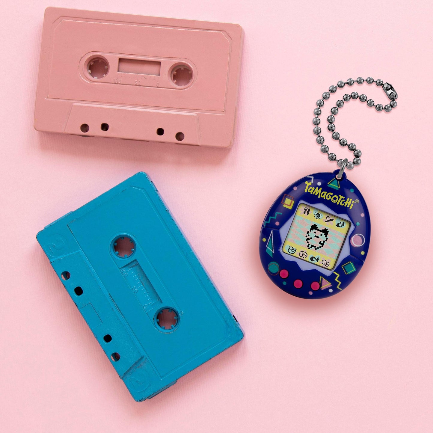 Tamagotchi Original 90s Edition - Interactive Digital Pet with Retro Style