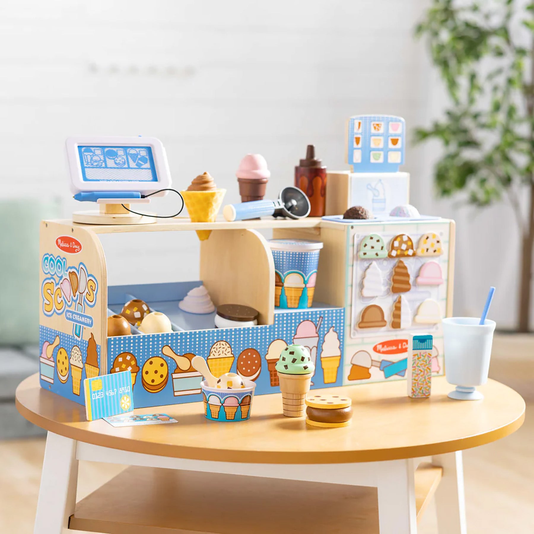 Melissa & Doug Cool Scoops Ice Creamery