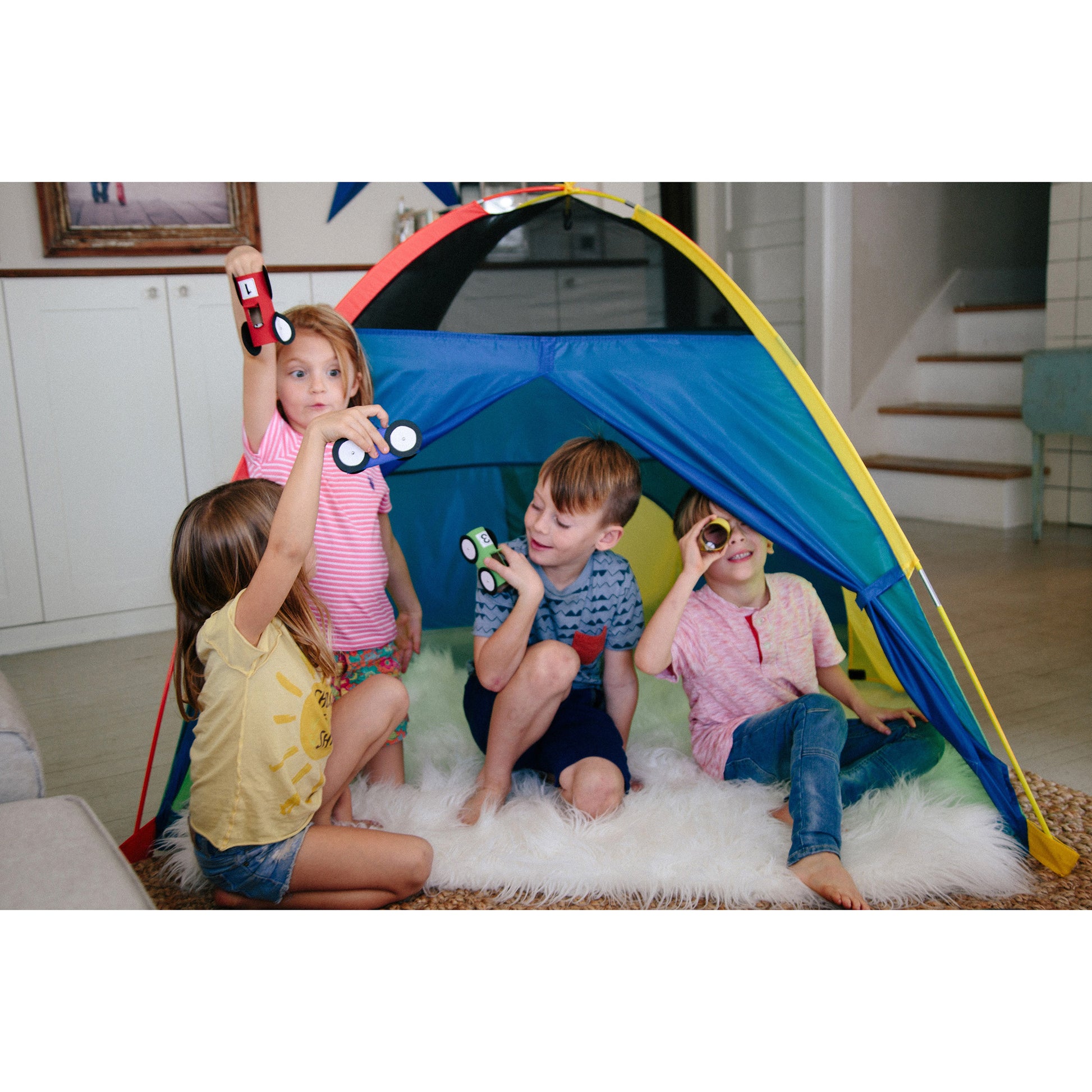 Pacific Play Tents Super Duper 4-Kid Dome Tent