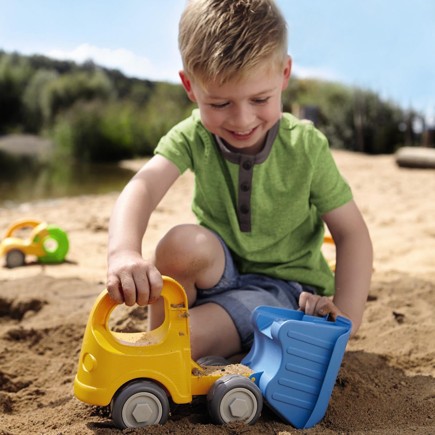 HABA - Sand Play Dump Truck - Outdoor Fun Series